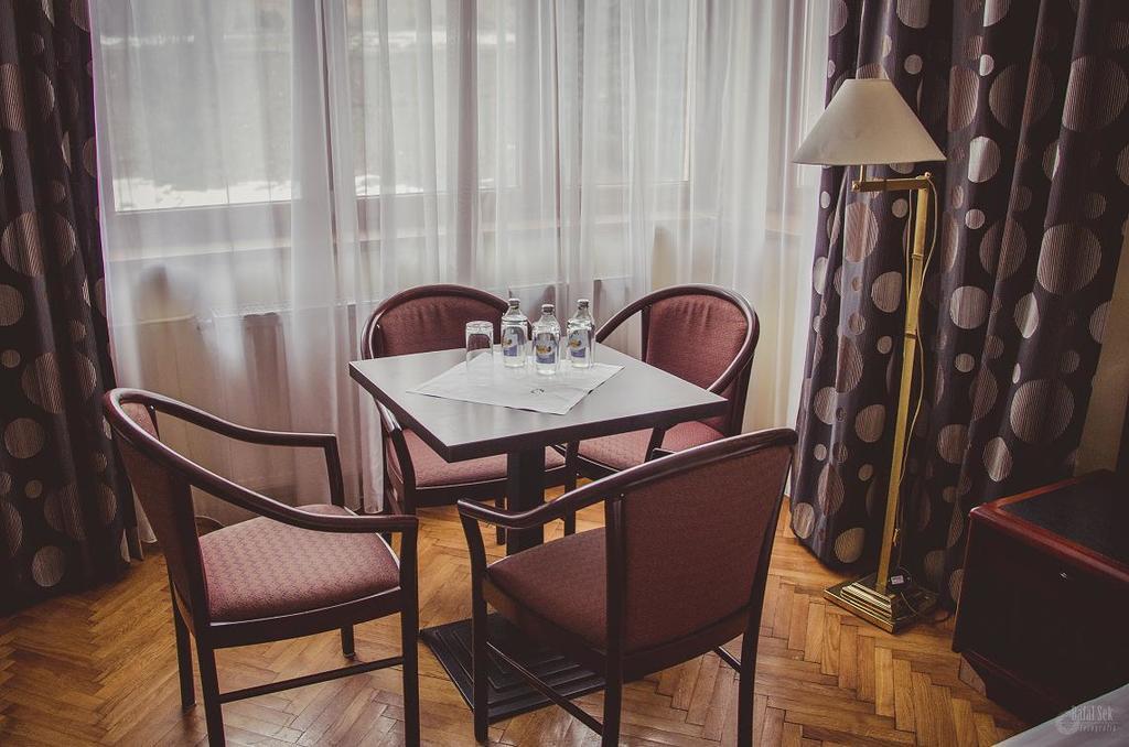 Pensjonat Willa Sorrento Krzeszowice Buitenkant foto